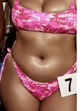 Skims swim Cheeky Tanga NWT 4x
